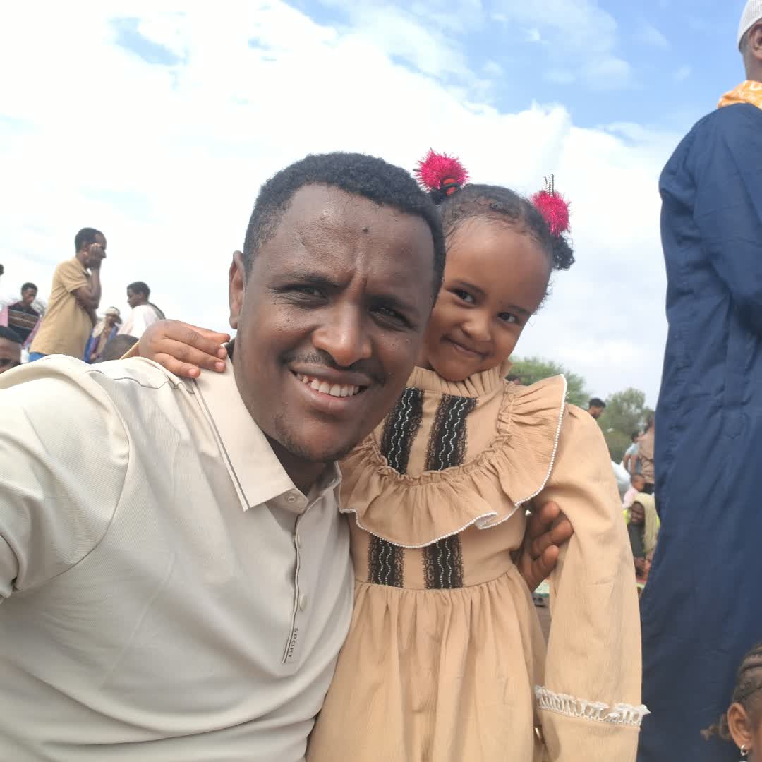 Post by Mohammed Yesuf Ahmed: Eid Mubarek #ronaldo #cristianoronaldo #cristiano_ronaldo_cr7 #Messi