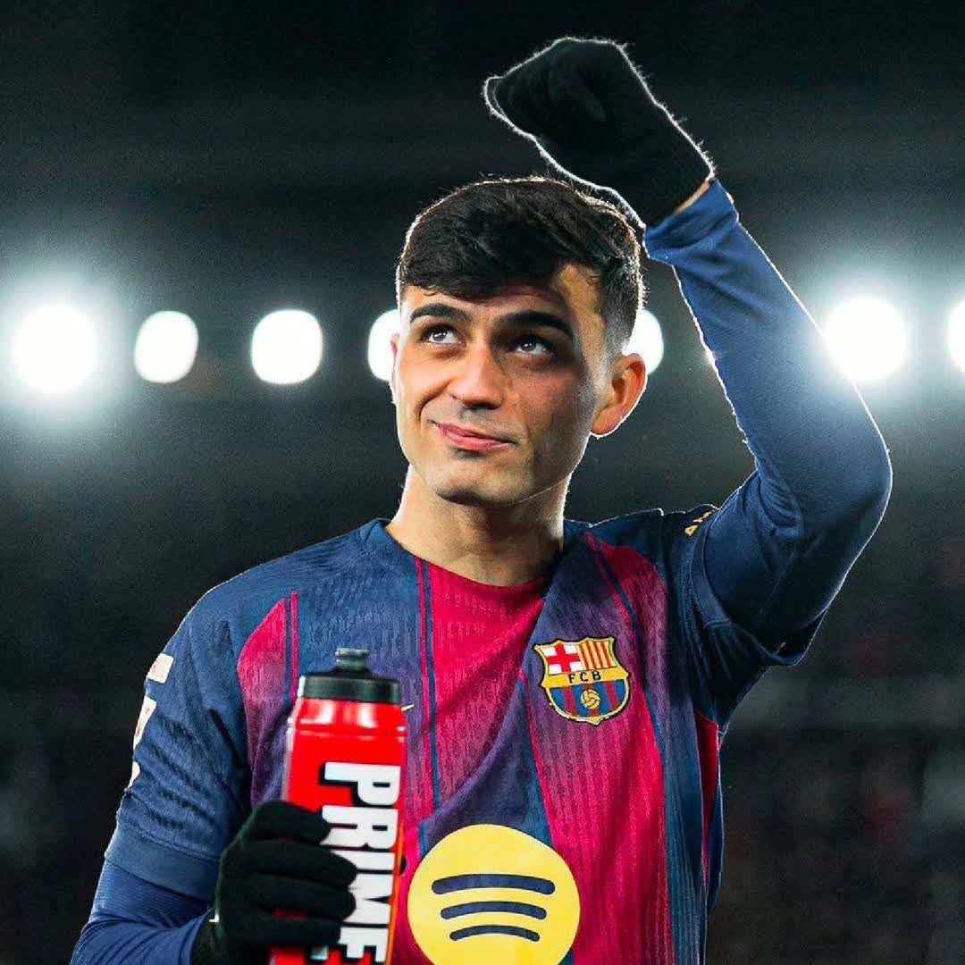 Post by Jaures Barça: 🚨💣 BREAKING: Pedri is 𝒃𝒂𝒄𝒌! He did part of today’s session with the group. #FCB 🇪🇸 #viral #sports #Daily...