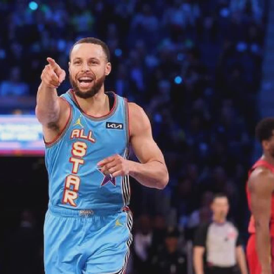 Post by Njatotiana Mamisoa NAIVOARIVONY: Stephen Curry 🏀🔥 @mmaforlife @buzzer_fan_official @bluenews @robinosjrv @rockpop @mrkgokane @basketchamps...
