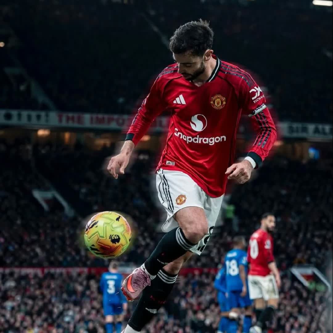 Post by Manchester United: #Burno fernandes #buzzer #viral #sports #fyp #buzzer_fan_official #football #manchsterunited