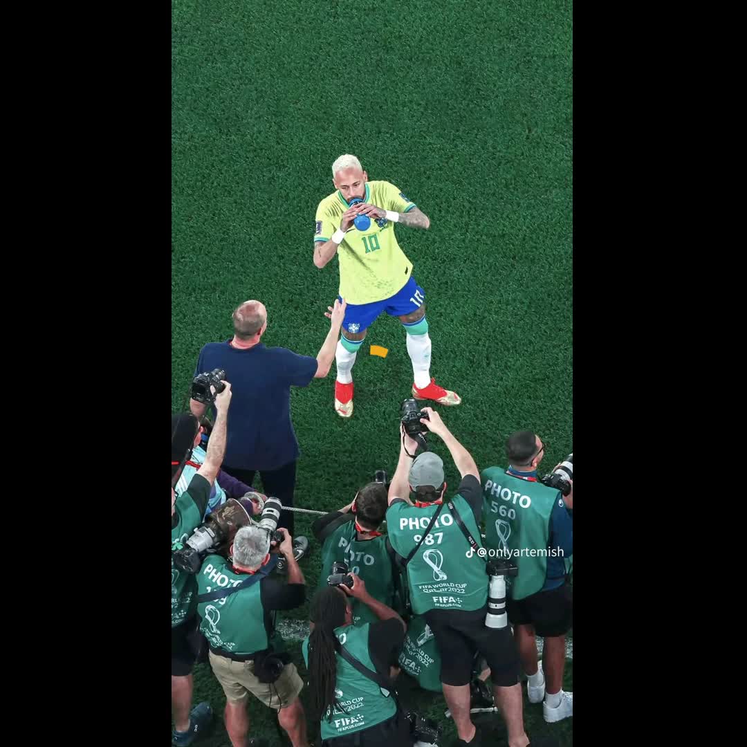 Post by Messi Ronaldo