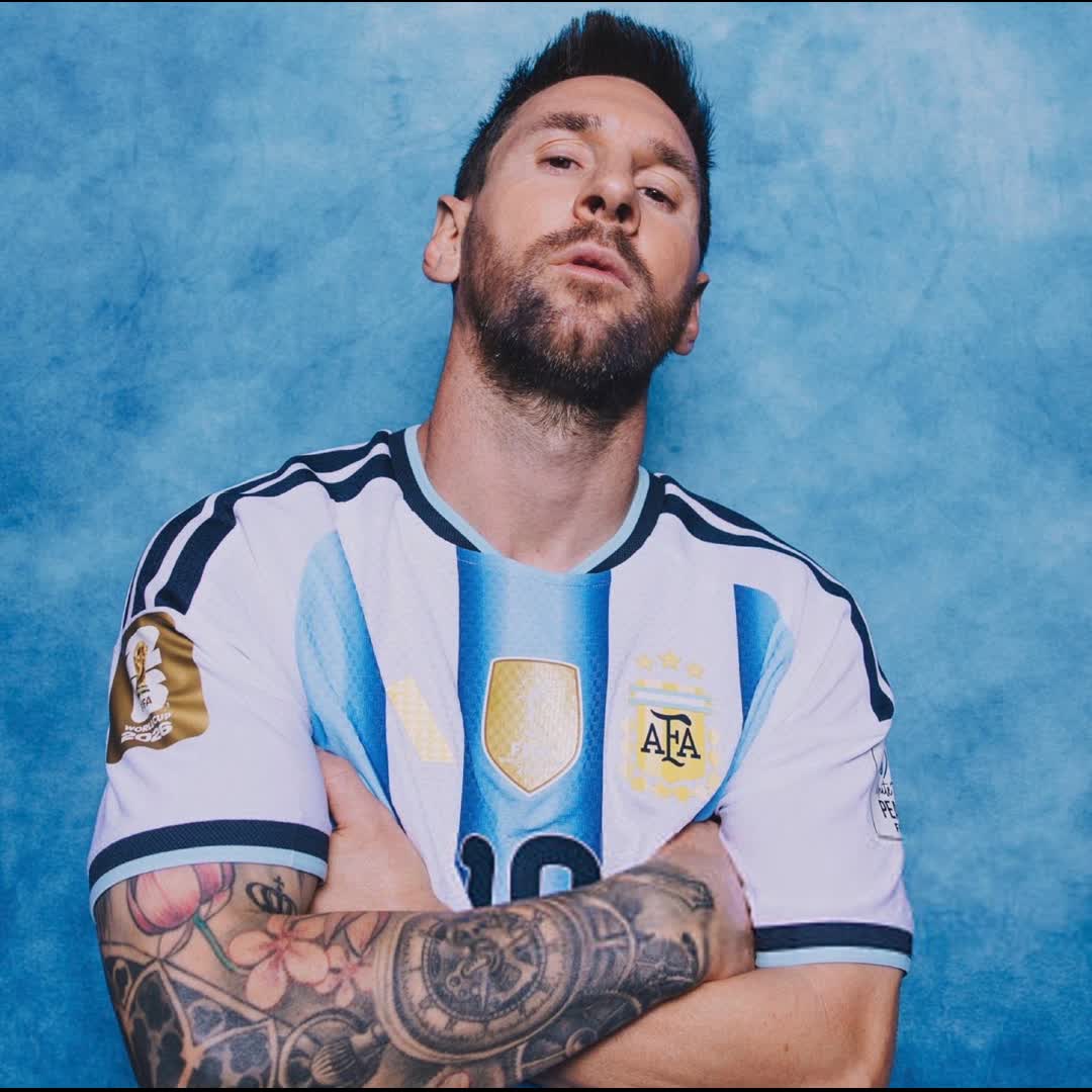 Post by 𝐁𝐥𝐞𝐱𝐞𝐝 𝐒𝐩𝐨𝐫𝐭: The GOAT is ready 🐐👑✨🏆 #buzzer #viral #fyp #sports #Daily #football #buzzer_fan_official #soccer #trending...