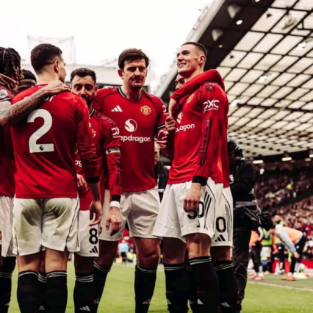 Post by Rok Planinsek: 🚨📸 Benjamin Šeško on IG: “Nothing beats scoring in front of the Stretford End. 🔴 “Old Trafford was amazing again!...