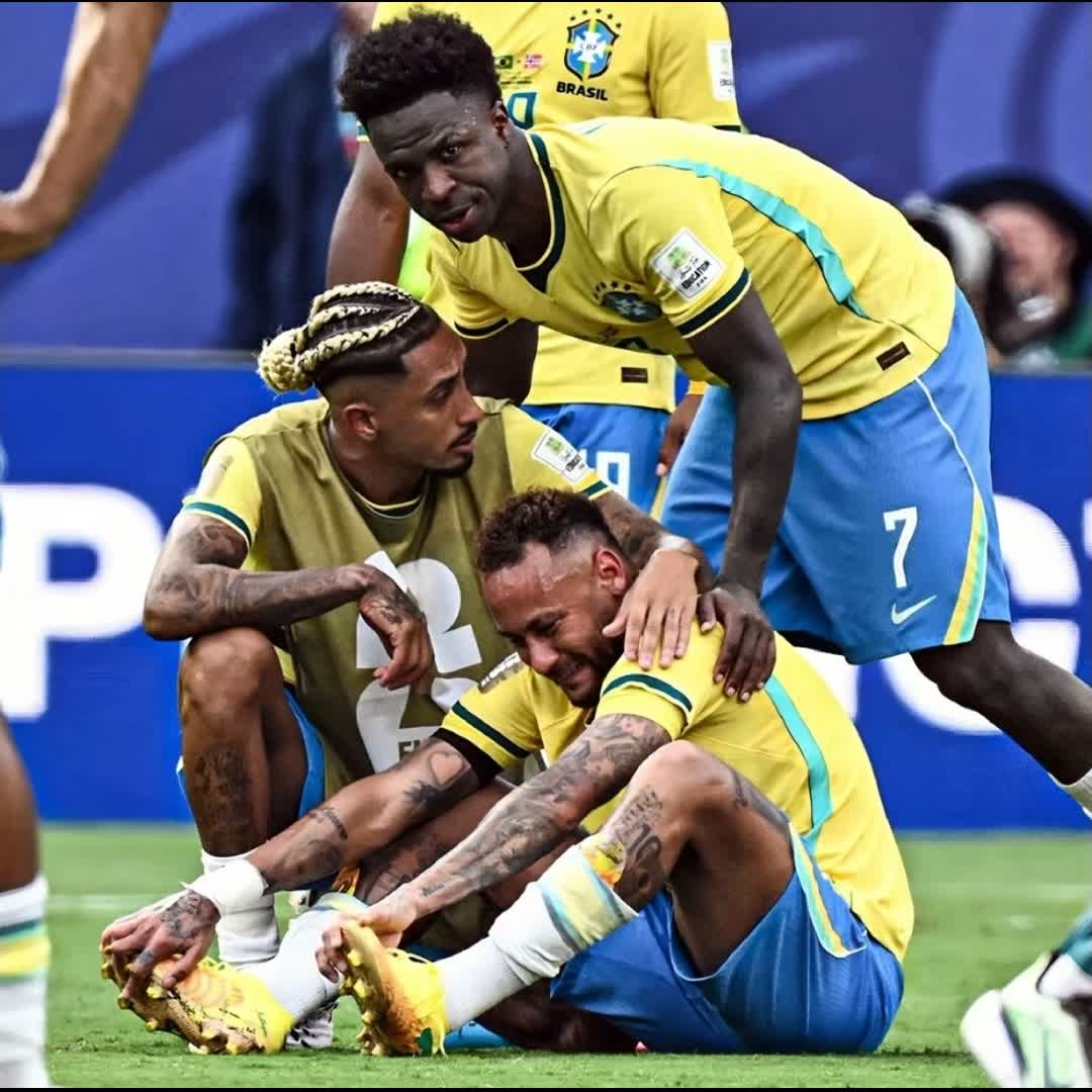 Post by Him Self: Neymar crying 😢 😫 #buzzer #viral #fyp #Daily #sports #football #buzzer_fan_official #pivale1141 #rasel6614 #Game...