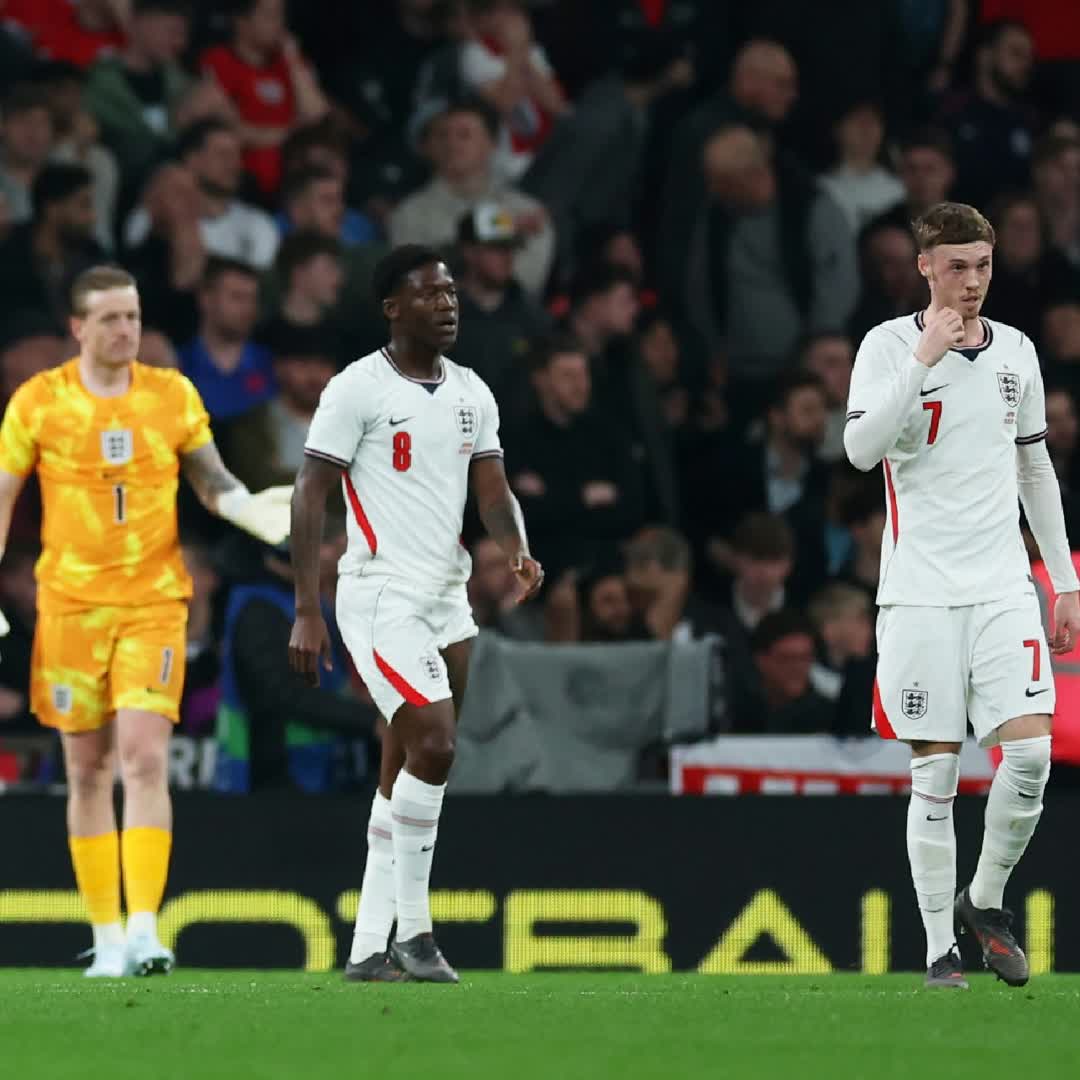 Post by smart sunny: Kaoru Mitoma ends Jordan Pickford's clean sheet run as England go a goal down to Japan in the first half 😬