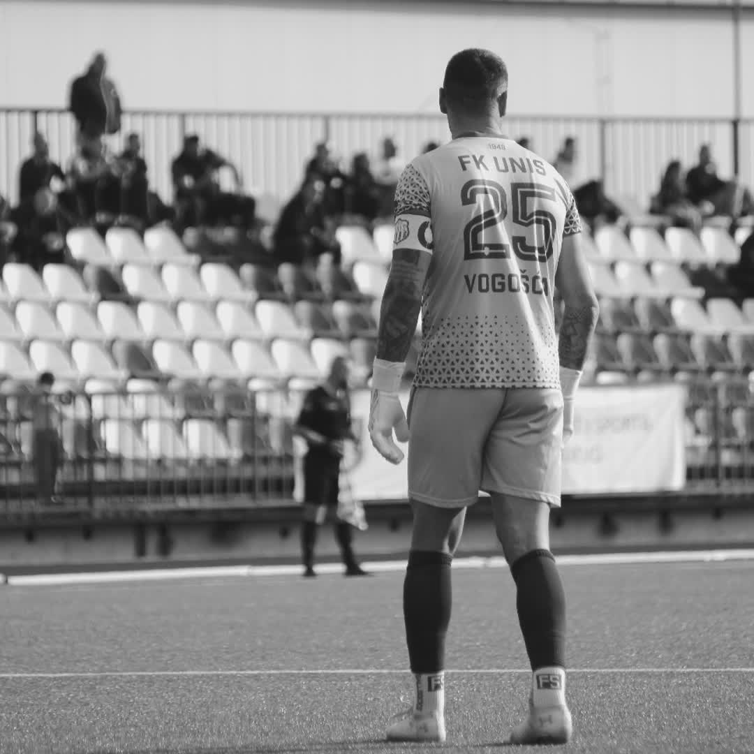 Post by Ibro Hodzic: 👍🏻 @fkunis #football #soccer #Game #fyp #buzzer