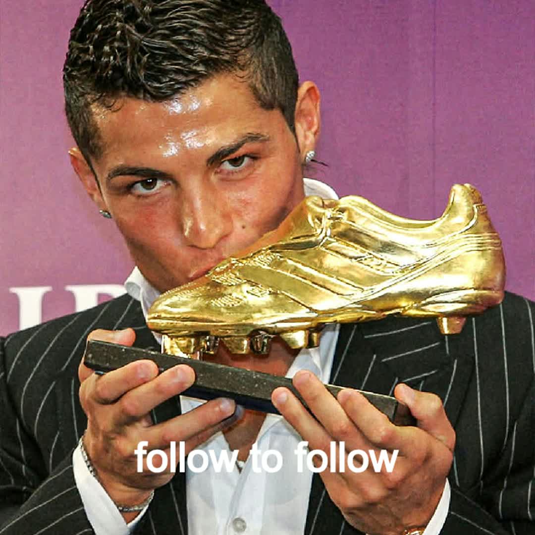 Post by Sport Sub: CR7 Follow me, I'll follow u back #buzzer #viral #fyp #sports #Daily