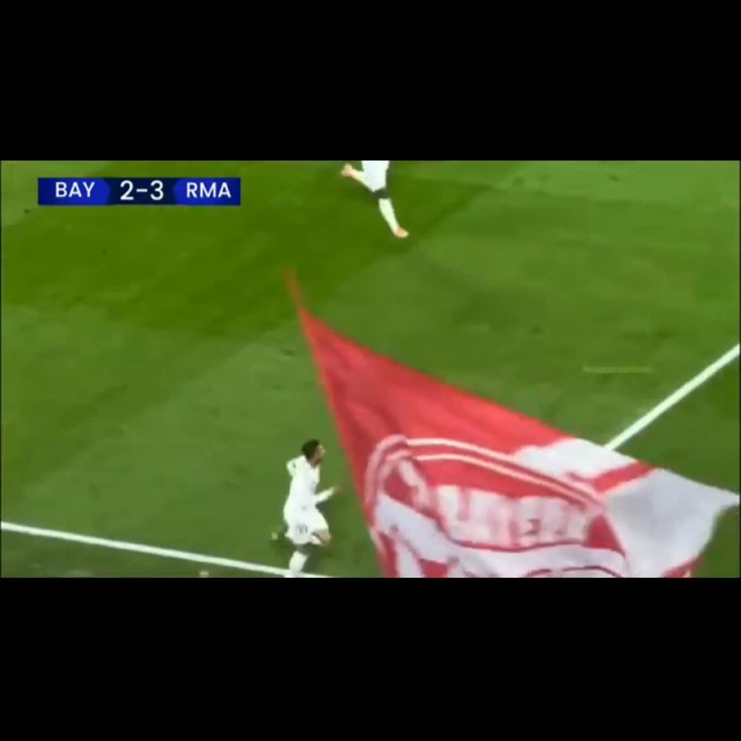 Post by Sara Josh: @shahin2011 @aziimaajamal @momesports @abayneshgebeye #buzzer #sports #viral #football #soccer #Daily #trending