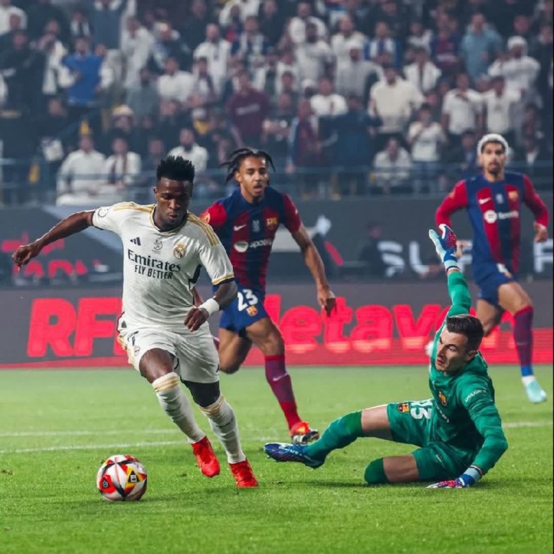 Post by Samuel Isaac: _____ aimed for the post 🥅. The keeper guarded it like rent was due 😭⚽ The keeper right on the floor 😜 the post…...