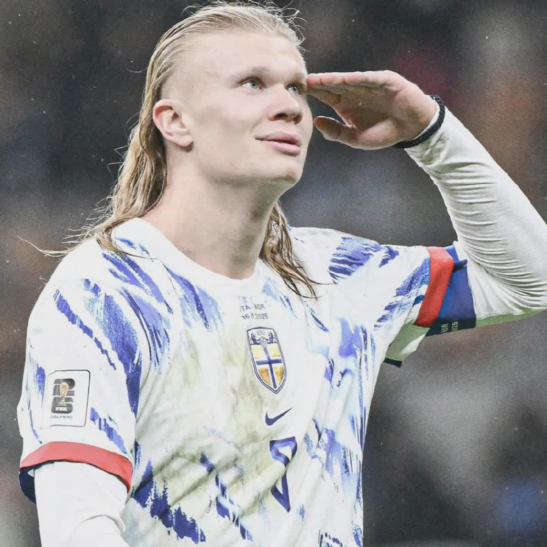 Post by Football Plug: ⁉️ Are you the best striker in the world? 🚨🗣️ Erling Haaland: "I imagine how you want me to talk about myself, but...