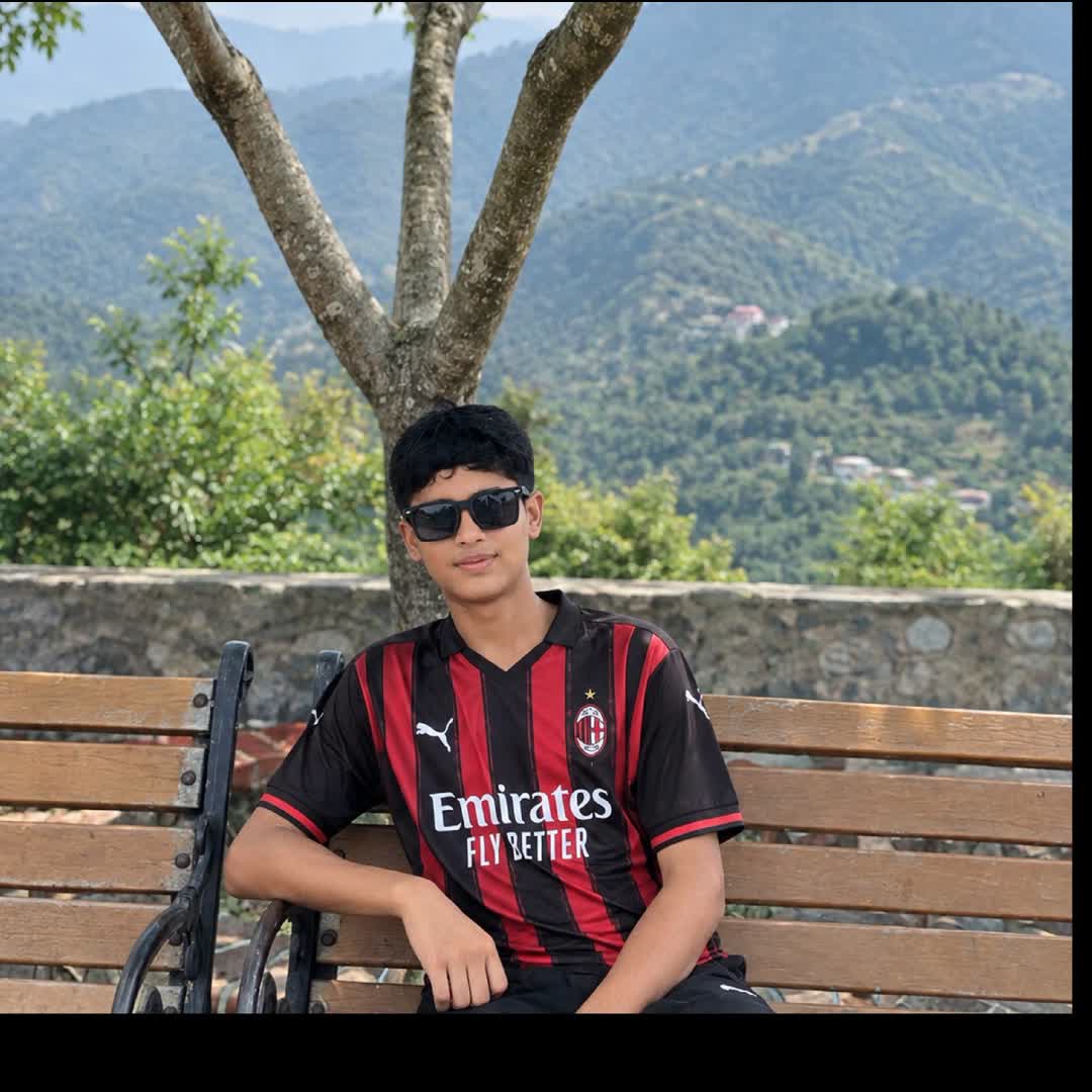 Post by Ad Mobark Mia: @realmadrid_fan_official #buzzer