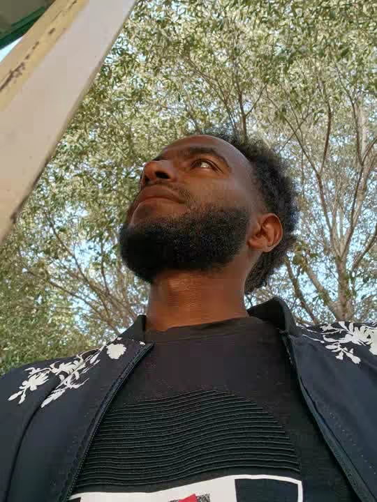 tb23