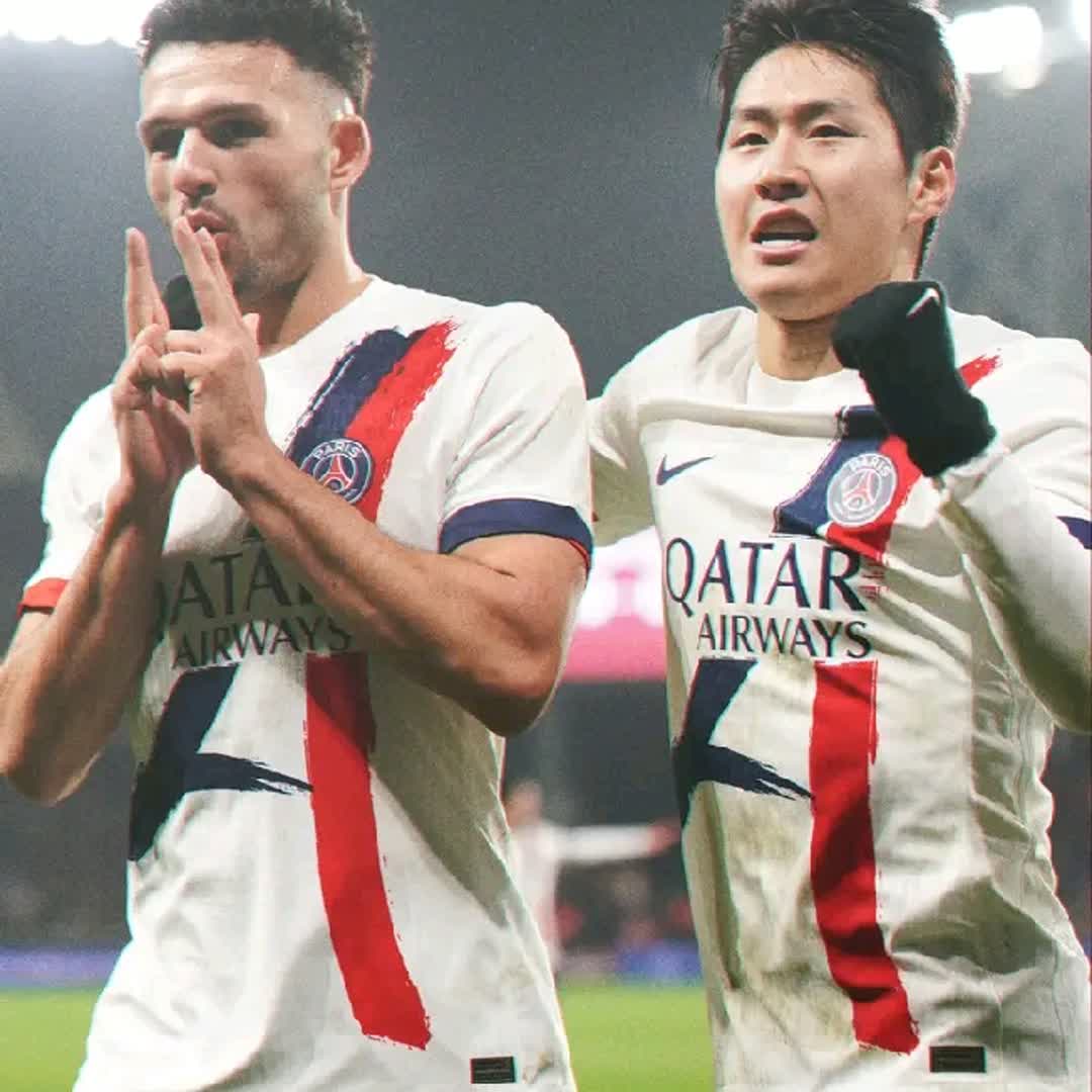 Post by Alex V: Psg 🔥 #fyp #Daily #football #trending #foryou #buzzer #psg_paris_saint_germain #PSG