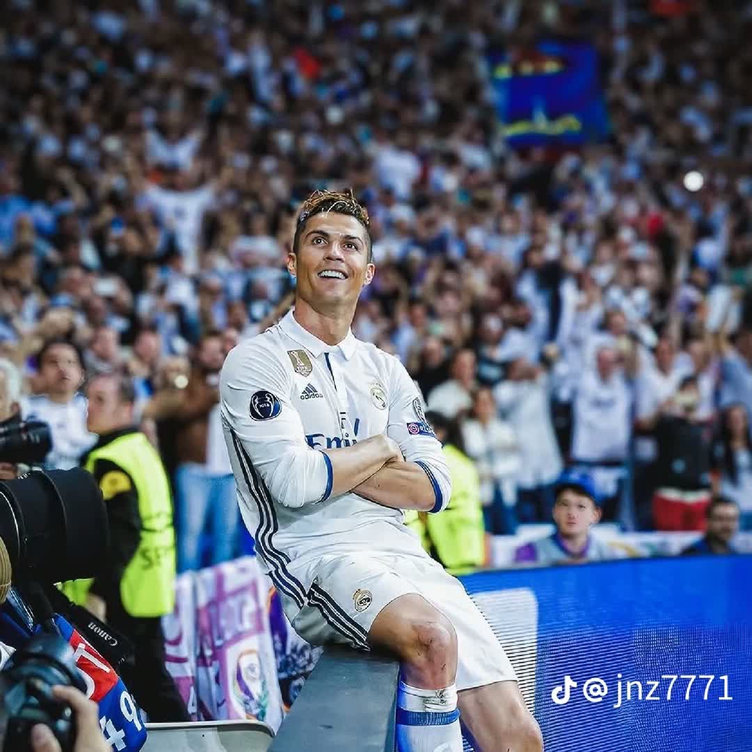 Post by Zack Melili: Cr7 ✨🫀 #viral #fyp #sports #Daily #buzzer #football #soccer #buzzer_fan_official #trending #Game #foryou...