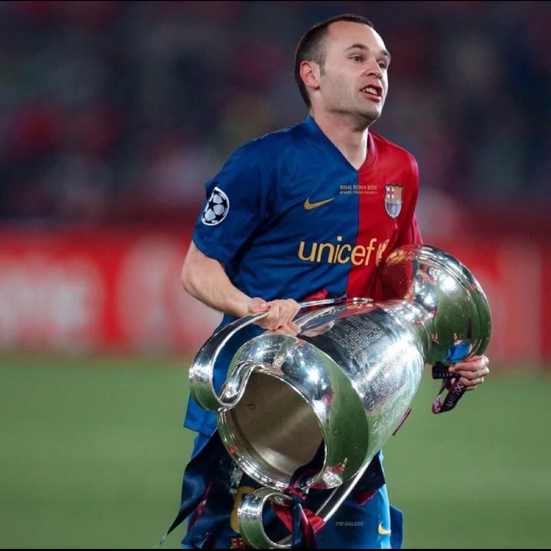 Post by SPORTSMANIA David: #buzzer #viral #fyp #Daily #football #sports #buzzer_fan_official #soccer