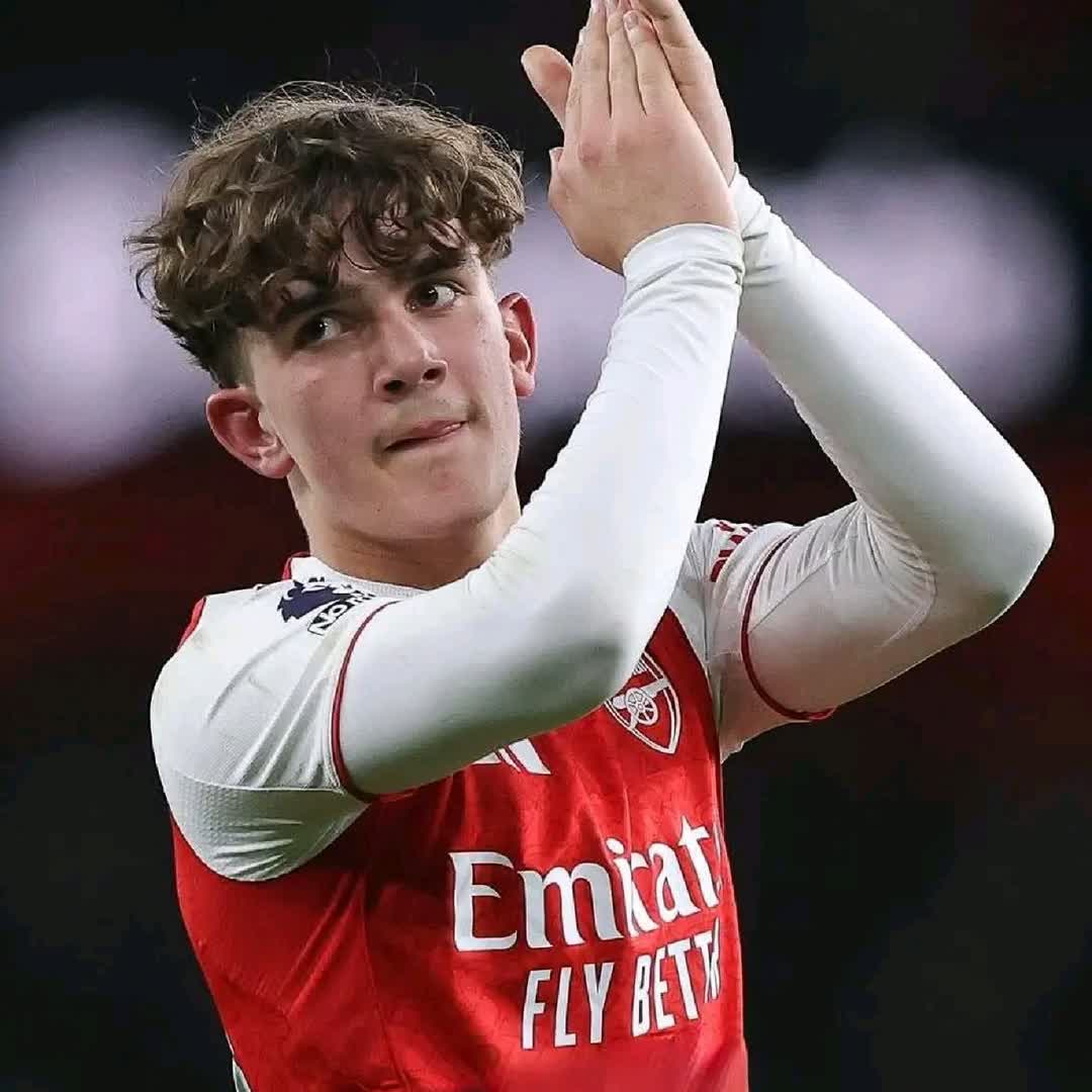 Post by YOSEF BANKASHE: Doman, you are our hope for the future, victory for Arsenal @atedi @chalahusseinahmed @g_man @keyrumame...