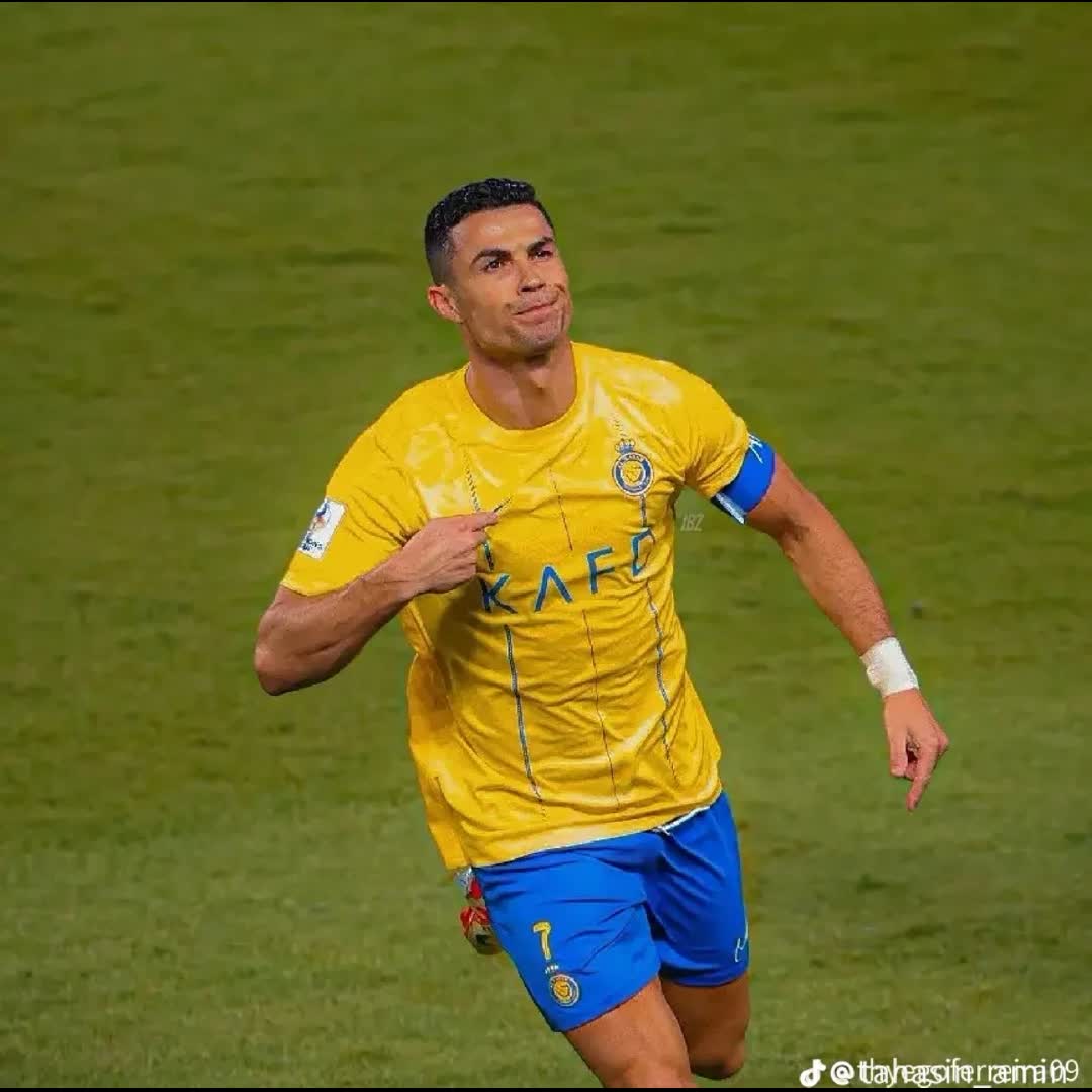 Post by Wirngo Fedrica: Legends don't give up 💪🥰