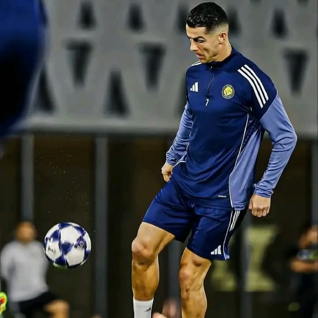 Post by twist twist: Cr7 @gaweripuh117 @surayablij @anjaramanantsoatsioryjeanmarc @chalatufa @yechaletesfa75 @ethioarsenalzena @hope211...