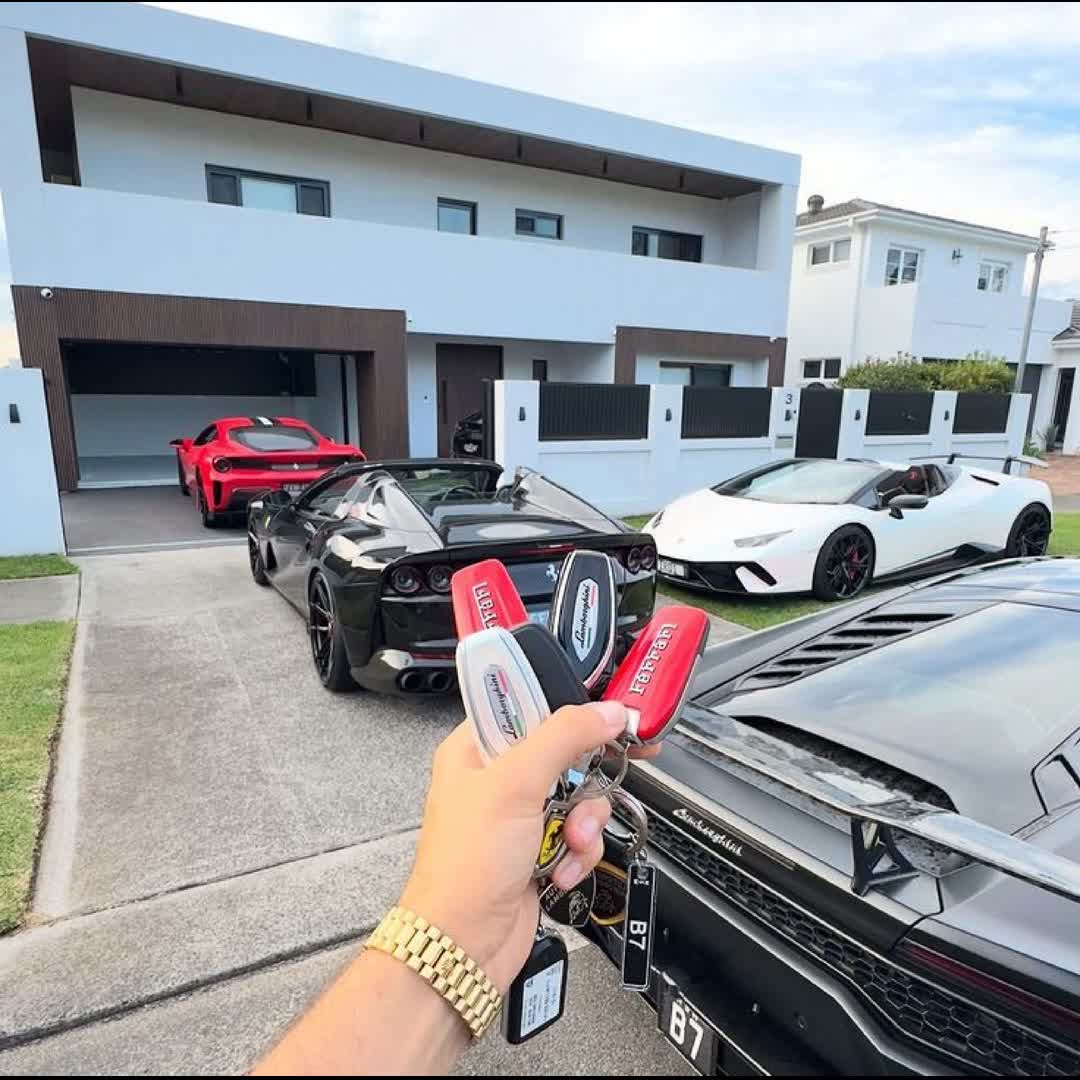 Post by Elite Vision ♧: 💰 “Work Hard, Stay Focused, Make Money. 💼🔥