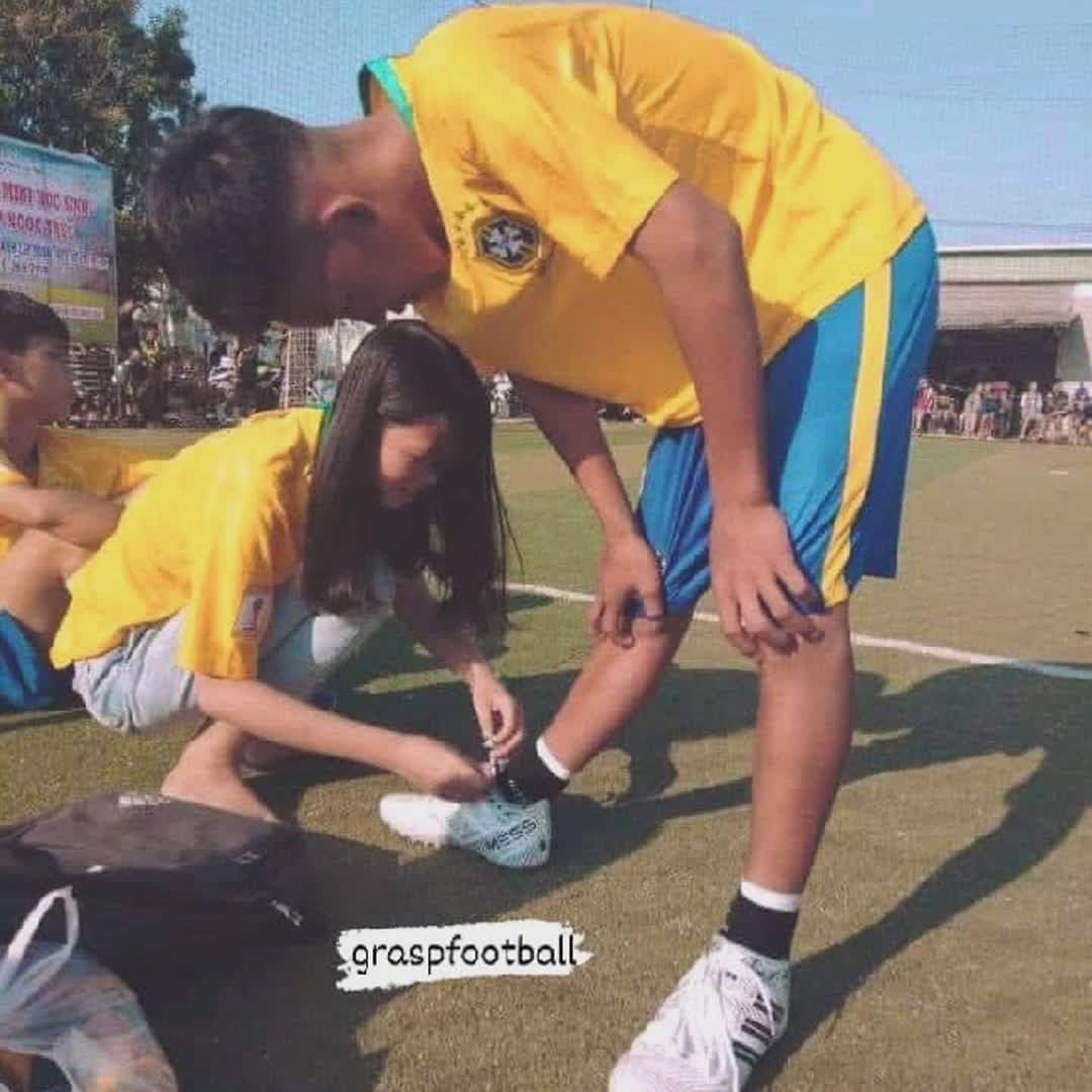 Post by Grasp Football: love #graspfootball #buzzer #sports #Daily #basketball #football #soccer #NBA #cricket #fyp #basketballhighlights...