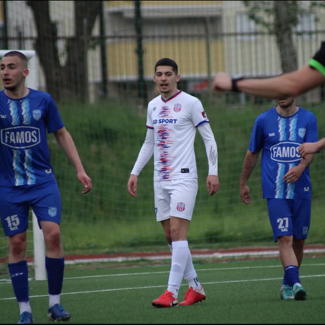 Post by Anadin Kozić: #buzzer #viral #fyp #sports #Daily #football #buzzer_fan_official #soccer #trending #foryou