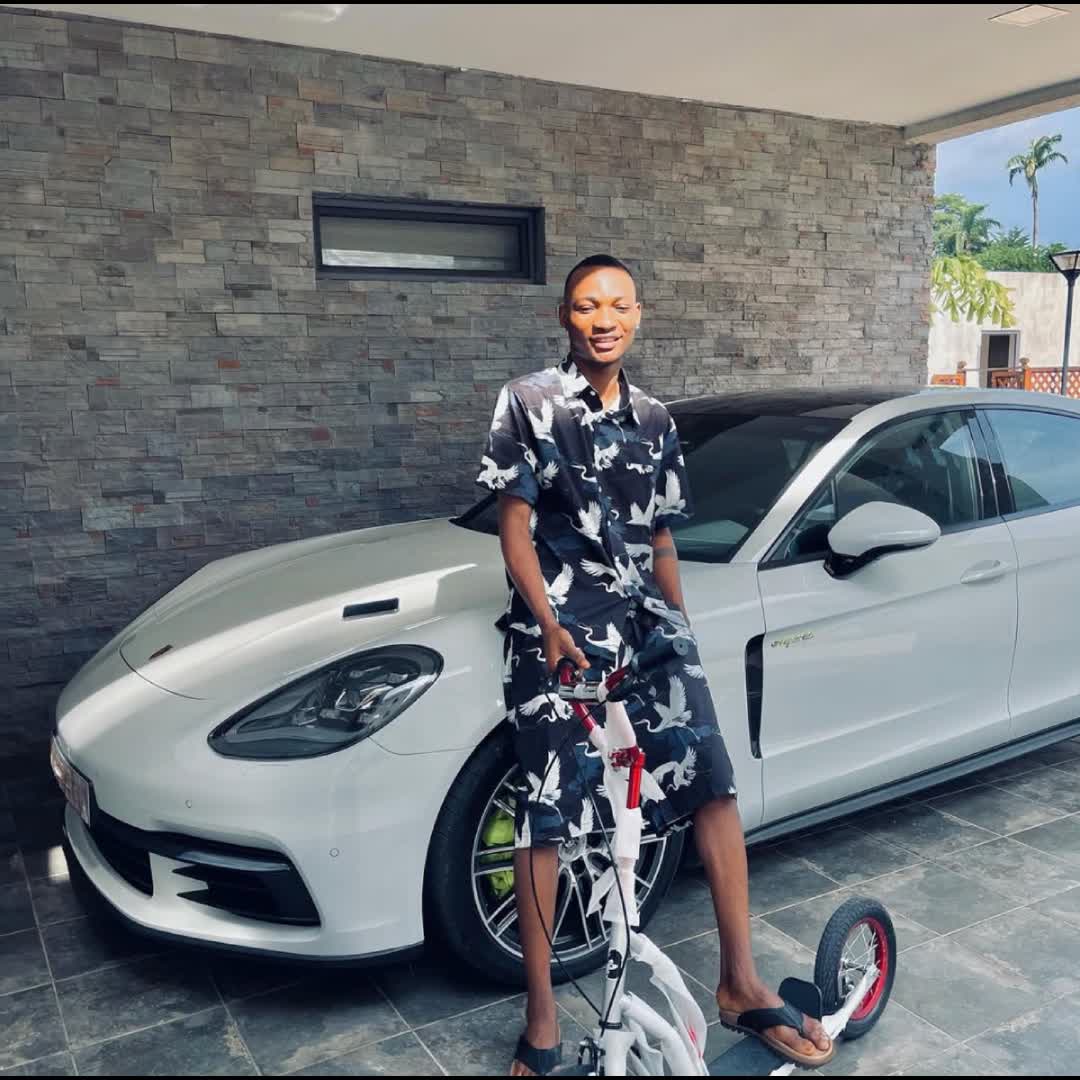 Post by Busayo Adeniran: Everything lowo olorun lowa !! #buzzer #viral #fyp #Daily #buzzer_fan_official #trending #foryou #reels #viralreels...