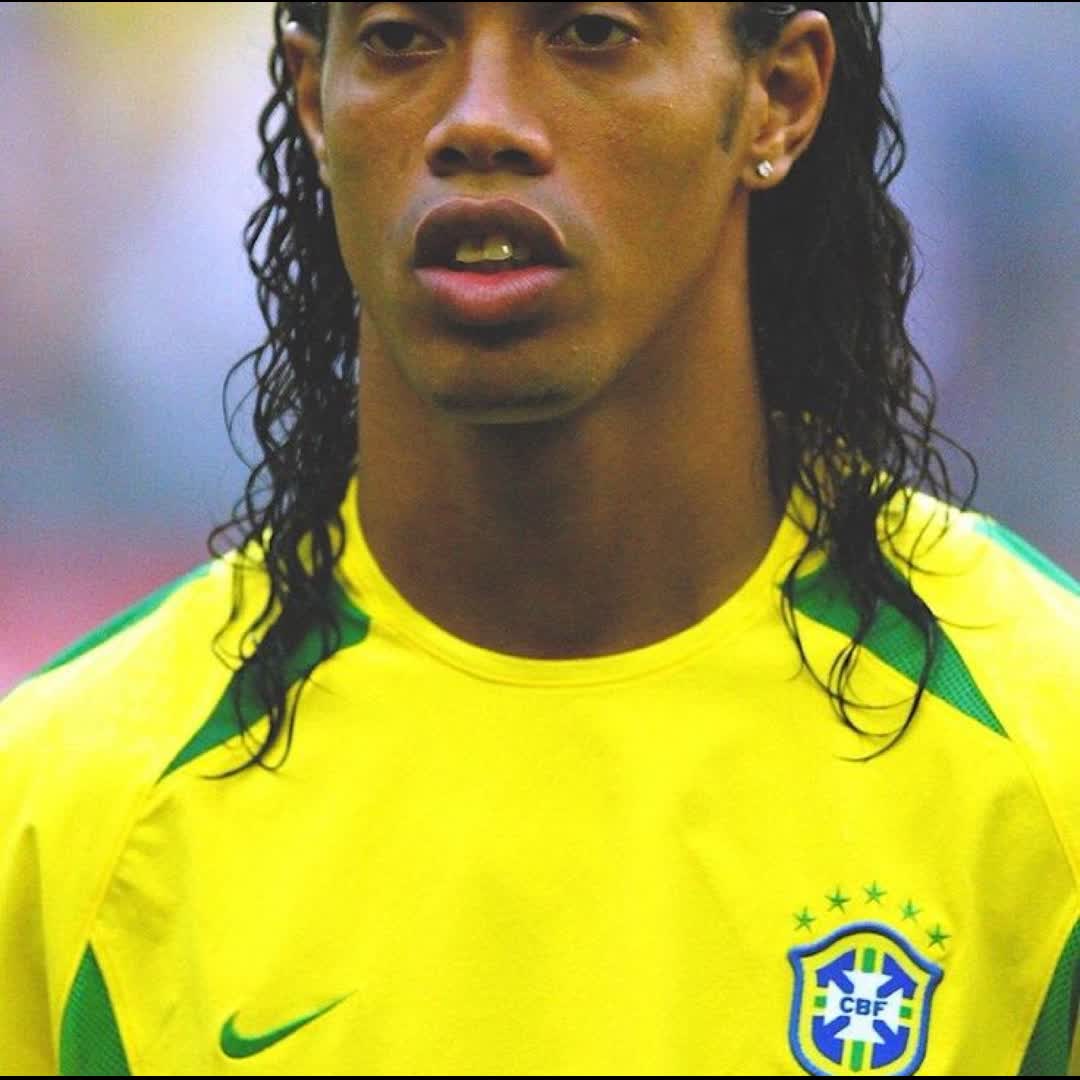 Post by yibro hussen: Ronaldinho gocho