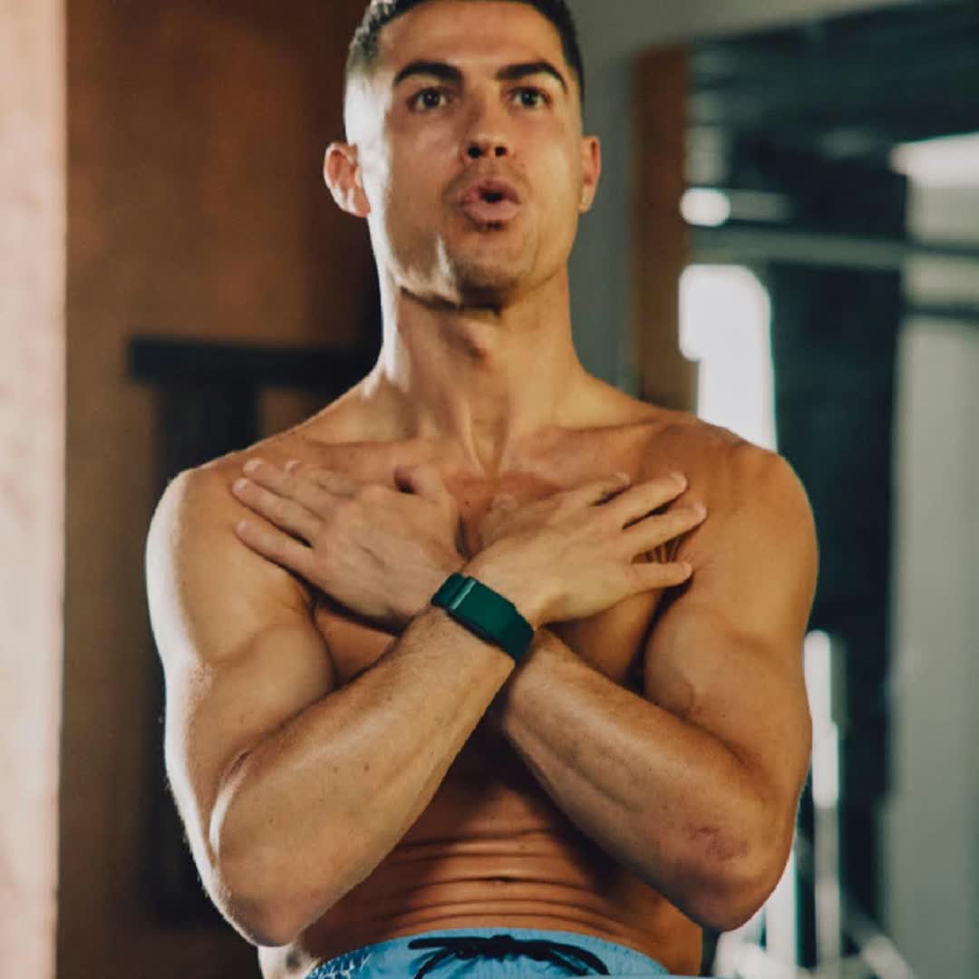 Post by Ifeanyi Ezeugo: Ronaldo once said I’m always pushing to feel my best. WHOOP helps me do that. 💪🏼 Make this the season you invest...