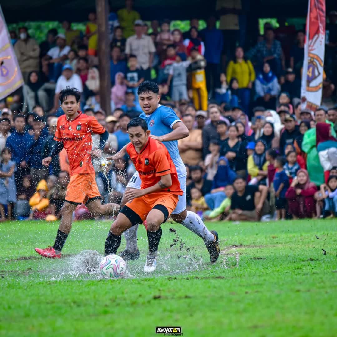 Post by Bagas Family: Amatir football @wwe_woman @beethh @i_ashisinghh @isqtv3934 @precioushp @thatchelseaboy @lam24 @batballbuzz...