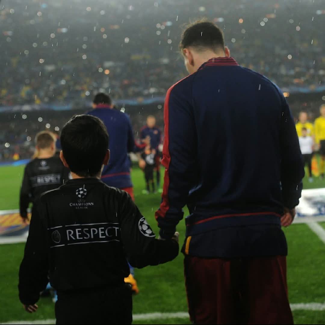 Post by Out Of Context²: - My soul needs 90 minutes of Messi's nights in the Champions League... 💨 @pixridoykhan65 @atedi @tiruwork...