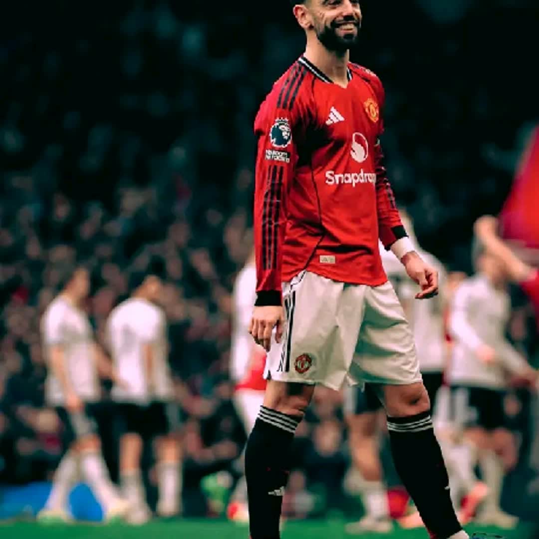 Post by Out Of Context²: The player who deserves United's current success the most, because he arrived during a difficult period and...