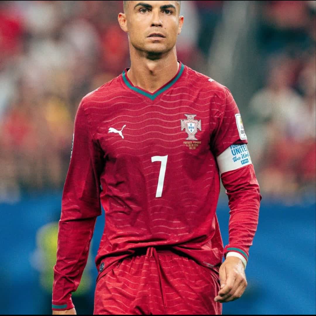 Post by mondaymichael890 Simple Kiss: The strongest football player in the world 🌍🌍🌍🌍