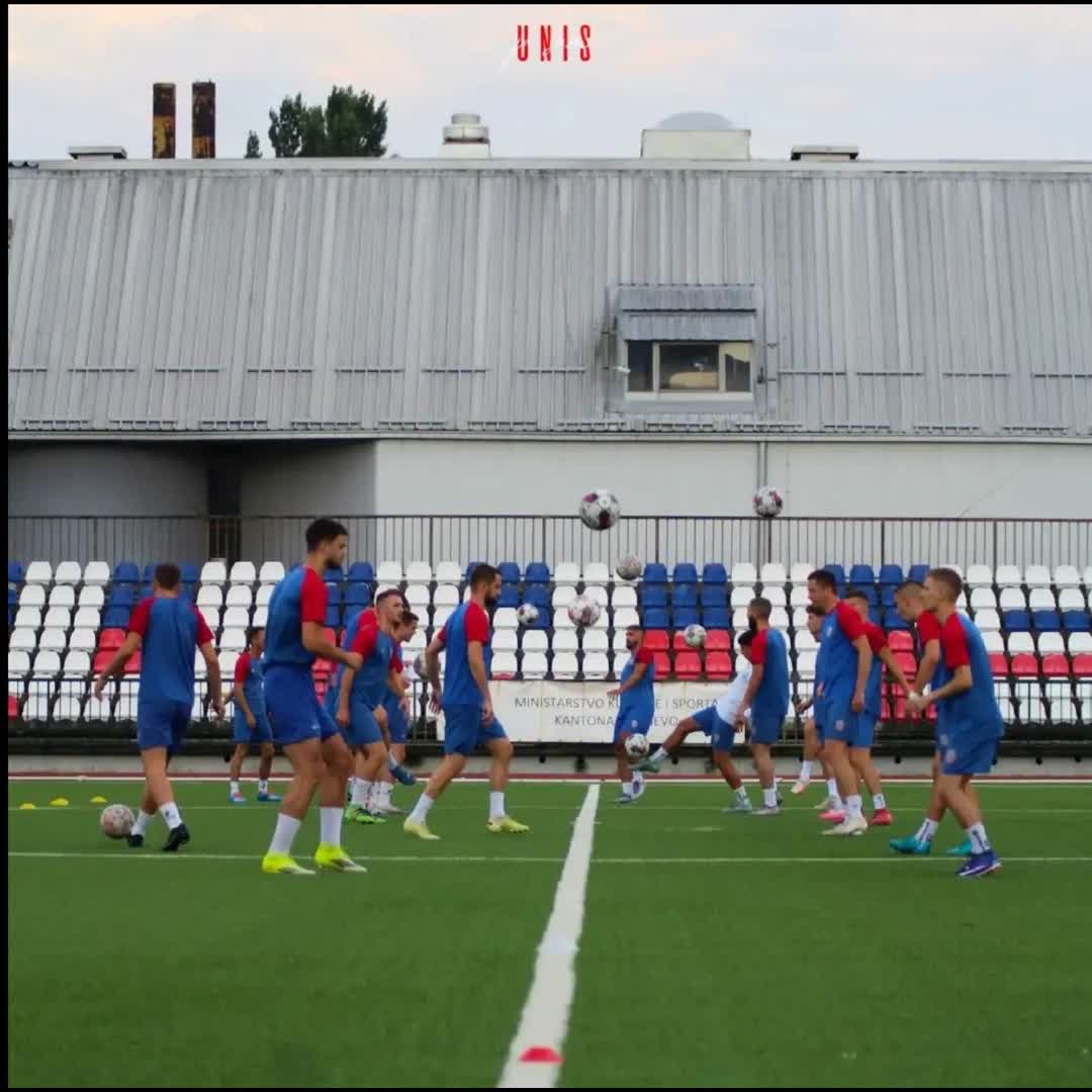 Post by Fudbalski klub UNIS: Ušli smo u sedmicu koja otvara vrata novoj sezoni. Od prvog dana 𝗨𝗡𝗜𝗦! ❤️💙 #BudiDioUnisovePrice 🔴🔵