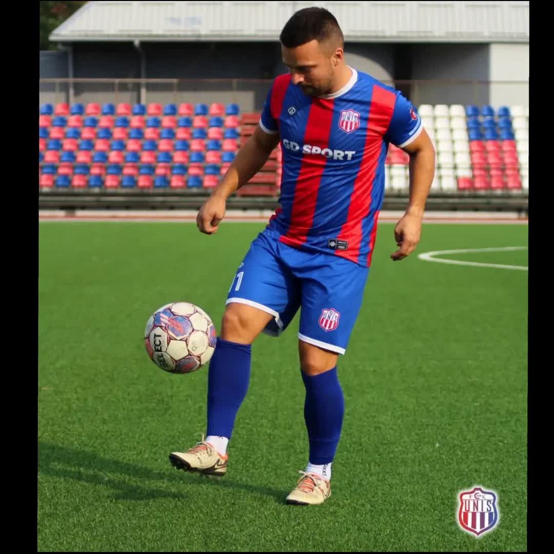 Post by Fudbalski klub UNIS: Ime koje sa sobom nosi iskustvo velikih utakmica i klubova. 🔴🔵 Faris Handžić je novi igrač FK UNIS. Svoj fudbalski...