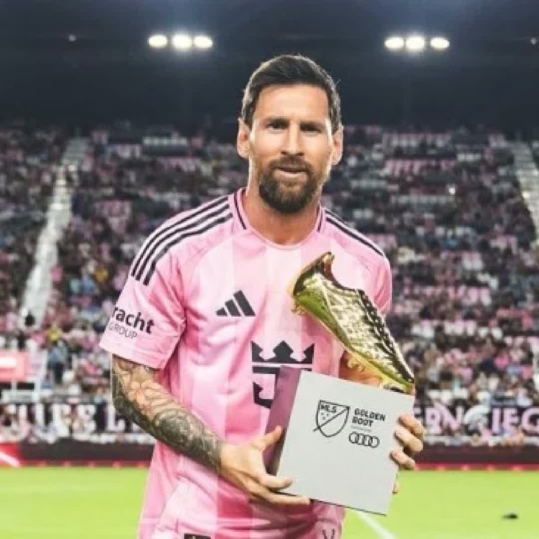 Post by Lionel Messi: Quizz How many golden boots does Messi have? a) 6 b) 4 c) 8 d) 0 #buzzer #viral #fyp #sports #Daily...