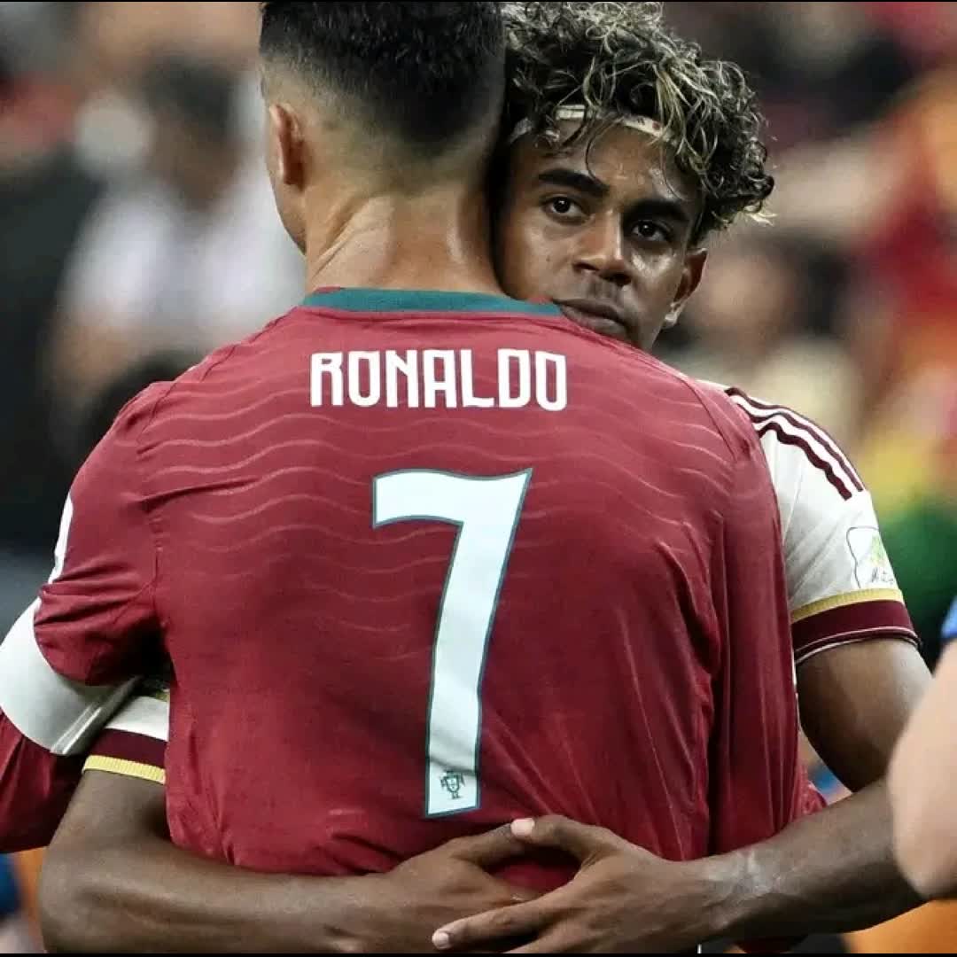 Post by Arena Sports: ❤️‍🩹🫂 Lamine Yamal went straight to 𝒉𝒖𝒈 Cristiano Ronaldo after Spain eliminated Portugal. 𝑹𝒆𝒔𝒑𝒆𝒄𝒕....