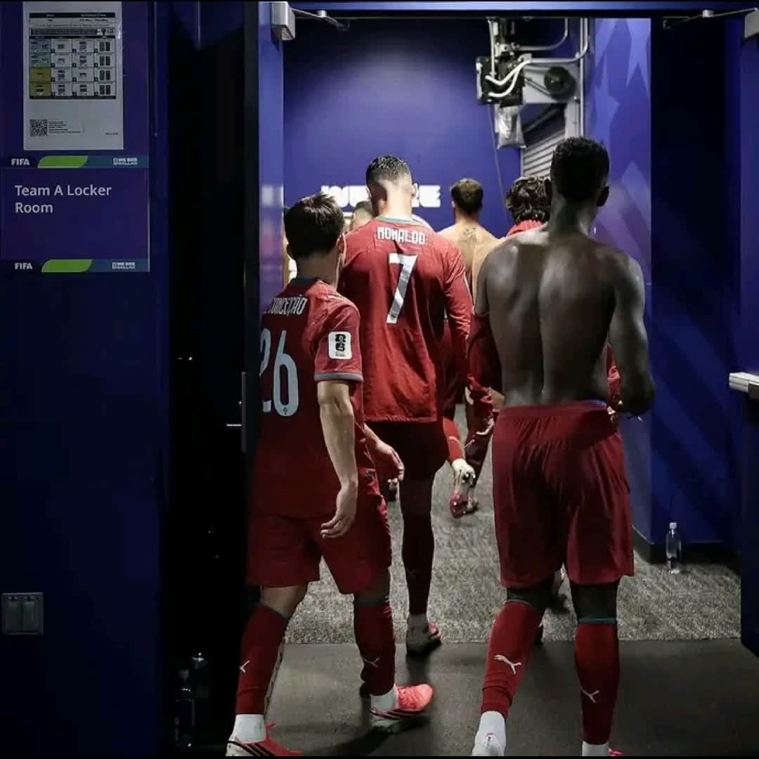 Post by Arena Sports: The end of an era . 🇵🇹 #buzzer #Daily #soccer #basketball #rasel6614 #pivale1141 #foryou #Game #trending #cricket...