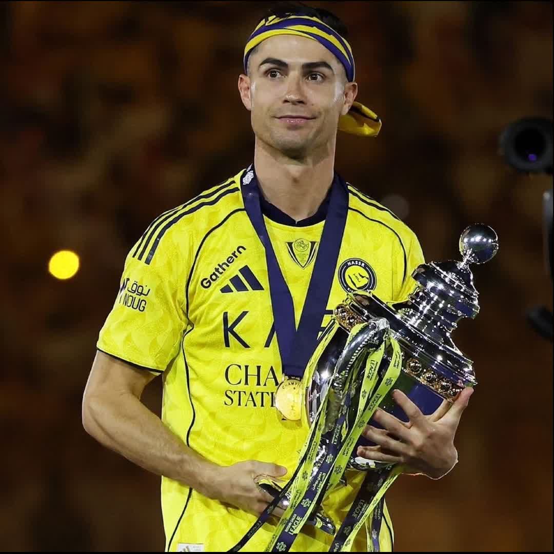 Post by Charles Nwokolo: 🌟 Do you know that Cristiano Ronaldo has won a TROPHY IN EVERY COUNTRY he has played in. 🌍🏆 #buzzer #viral #fyp...