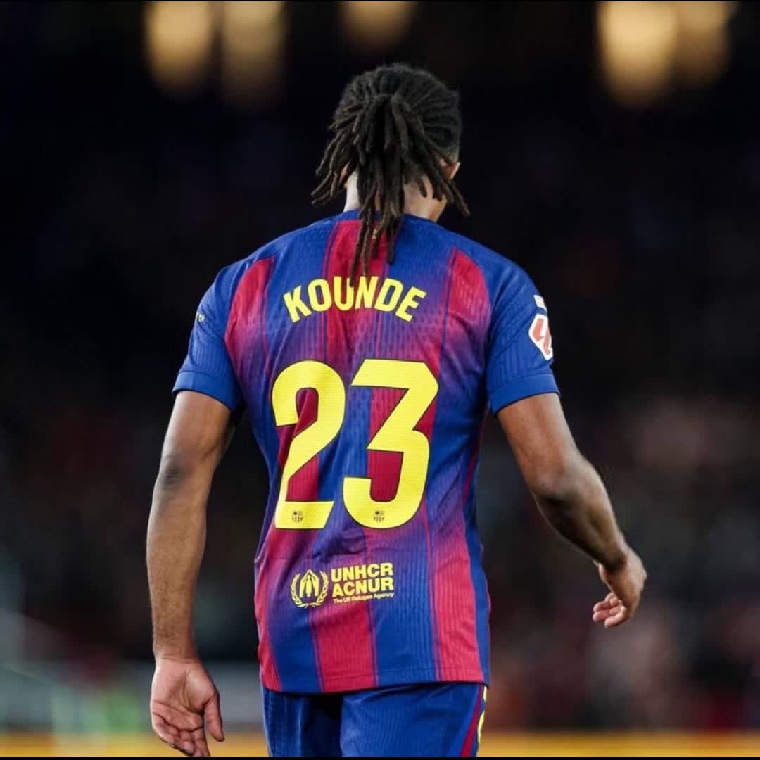 Post by Charles Nwokolo: Alfredo Martínez (SPORT): In the league celebration on Wednesday, Koundé was the first to leave, and that was very...