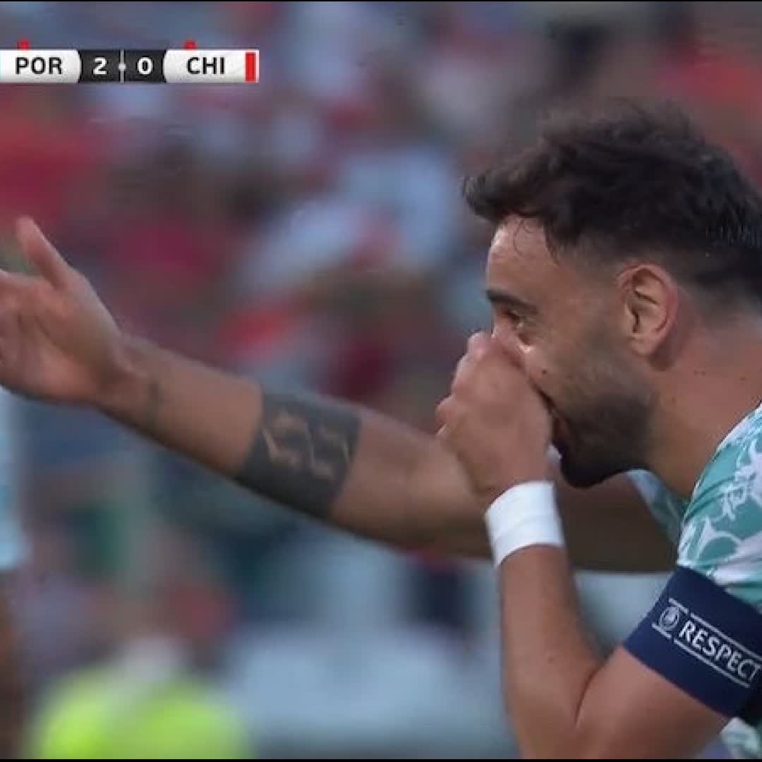 Post by Charles Nwokolo: BRUNO FERNANDES DOUBLES THE LEAD!! Portugal 2-0 Chile