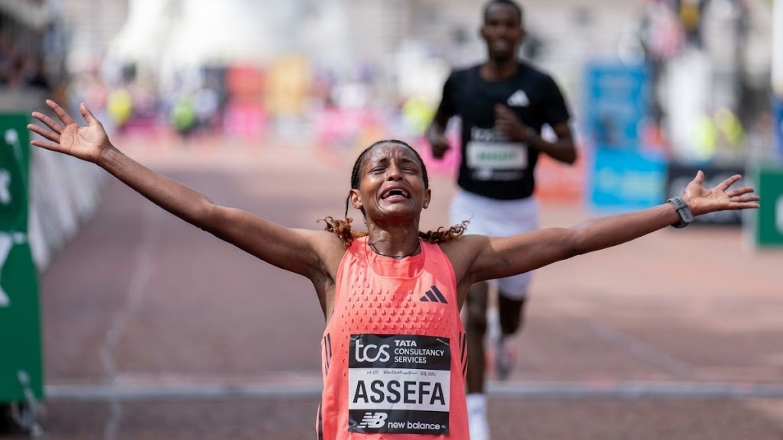 Tigst Assefa Nearly Broke the Marathon Record. Then The Final 2km Changed Everything