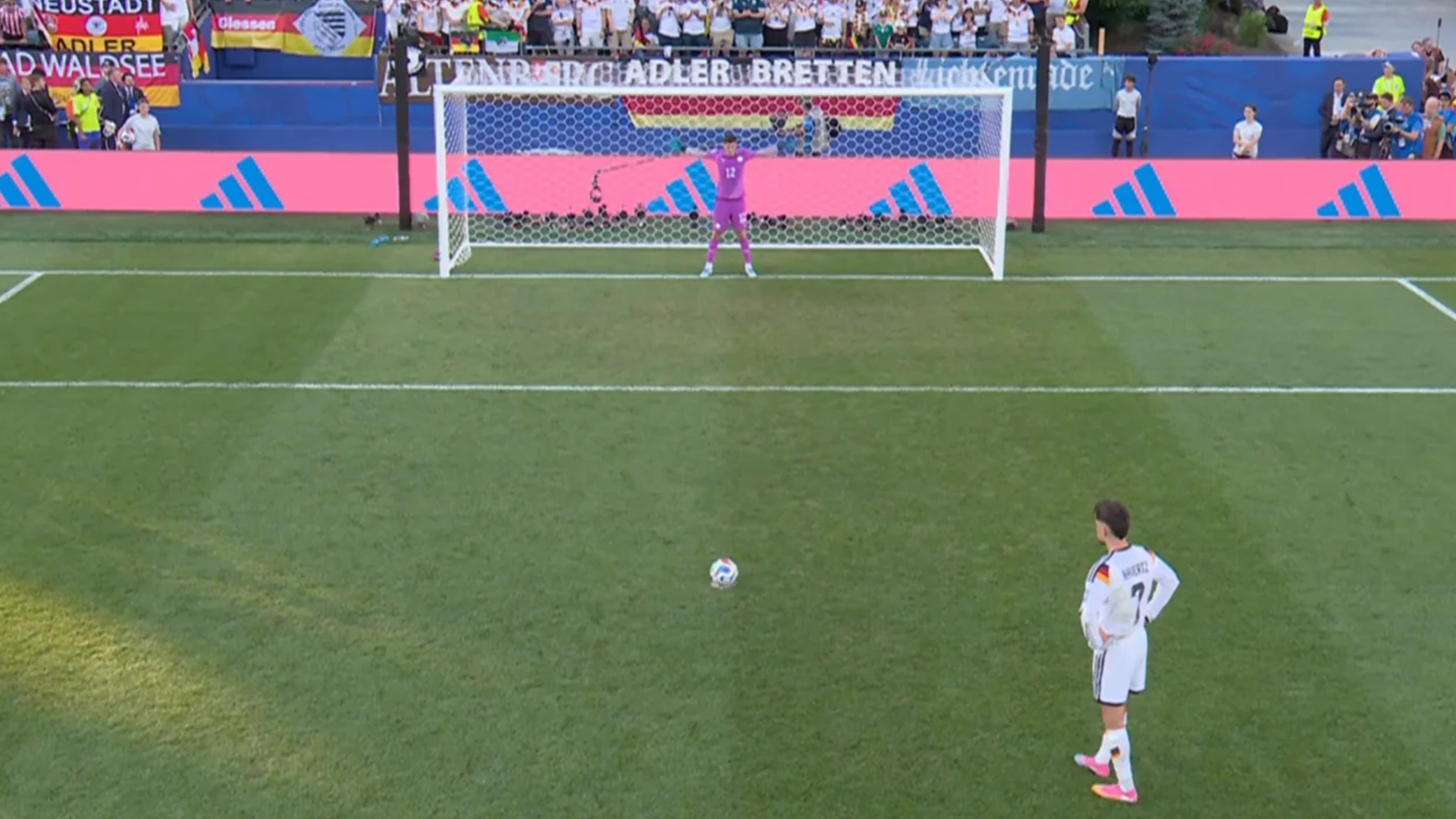 The First English Match to Go to Penalties Wasn't an FA Cup Final