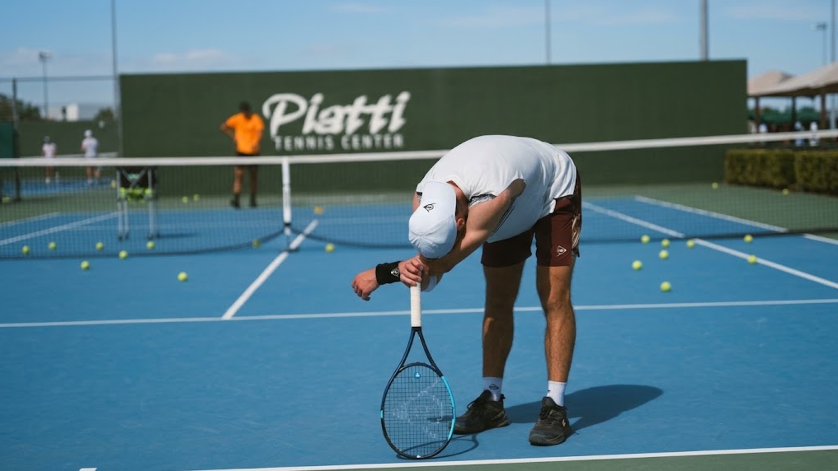 Why Is the End of the Tennis Season So Difficult for Players Who Compete All Year?