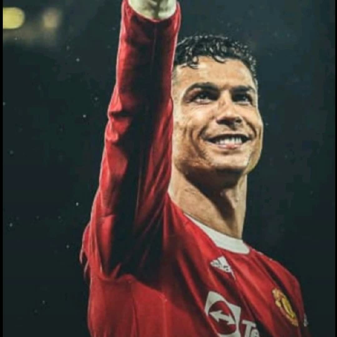 Post by mos tv: CR7