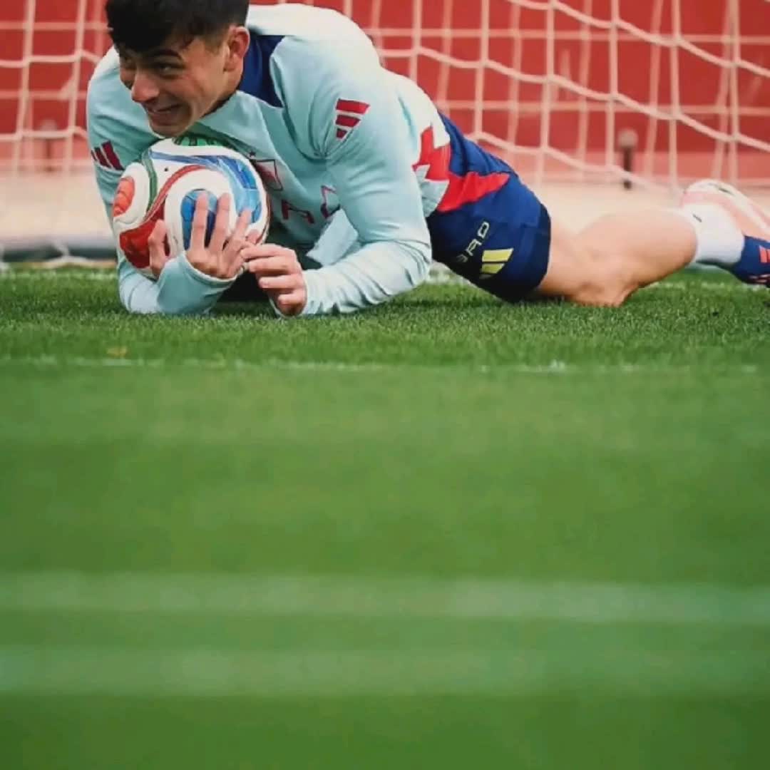 Post by Davy PATCH: BARCA NEW GOALKEPER #sports #football #buzzer #laliga #FCBarcelona