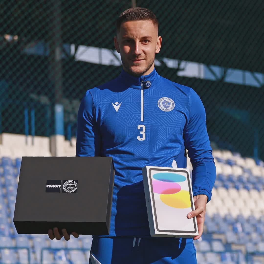 Post by Zeljo Blue: WWIN Igrač mjeseca za oktobar prema izboru navijača - Enes Alić 🔵⚪️ @enesalic3 #fyp #sports #football #soccer...
