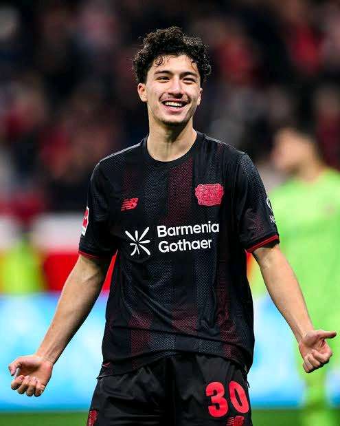 ​Player Profile: Ibrahim Maza

​Full Name: Ibrahim Maza

​Nationality: Algerian

​Date of Birth: October 1, 2005

​Position: Attacking Midfielder / Playmaker

​Current Club: Hertha BSC (German 2. Bundesliga)

​International Status: After representing German youth national teams (U19 and U21), he recently decided to represent the Algerian national football team.

​Skills and Playing Style:

Ibrahim Maza is a promising attacking midfielder gifted with significant technical talent. He is characterized by his high individual skill, dribbling ability, and capacity to penetrate from the deep. Furthermore, he possesses excellent vision on the pitch and the ability to provide decisive assists to his teammates. Maza has a good ability to shoot from long distances, consistently posing a threat to opposing goals. He is considered one of the most prominent young talents in German and Algerian football, with high expectations for his future development.

Here is the description of the Algerian player Ibrahim Maza in English:

​Player Profile: Ibrahim Maza

​Full Name: Ibrahim Maza

​Nationality: Algerian

​Date of Birth: October 1, 2005

​Position: Attacking Midfielder / Playmaker

​Current Club: Hertha BSC (German 2. Bundesliga)

​International Status: After representing German youth national teams (U19 and U21), he recently decided to represent the Algerian national football team.

​Skills and Playing Style:

Ibrahim Maza is a promising attacking midfielder gifted with significant technical talent. He is characterized by his high individual skill, dribbling ability, and capacity to penetrate from the deep. Furthermore, he possesses excellent vision on the pitch and the ability to provide decisive assists to his teammates. Maza has a good ability to shoot from long distances, consistently posing a threat to opposing goals. He is considered one of the most prominent young talents in German and Algerian football, with high expectations for his future development.

Here is the description of the Algerian player Ibrahim Maza in English:

​Player Profile: Ibrahim Maza

​Full Name: Ibrahim Maza

​Nationality: Algerian

​Date of Birth: October 1, 2005

​Position: Attacking Midfielder / Playmaker

​Current Club: Hertha BSC (German 2. Bundesliga)

​International Status: After representing German youth national teams (U19 and U21), he recently decided to represent the Algerian national football team.

​Skills and Playing Style:

Ibrahim Maza is a promising attacking midfielder gifted with significant technical talent. He is characterized by his high individual skill, dribbling ability, and capacity to penetrate from the deep. Furthermore, he possesses excellent vision on the pitch and the ability to provide decisive assists to his teammates. Maza has a good ability to shoot from long distances, consistently posing a threat to opposing goals. He is considered one of the most prominent young talents in German and Algerian football, with high expectations for his future development.